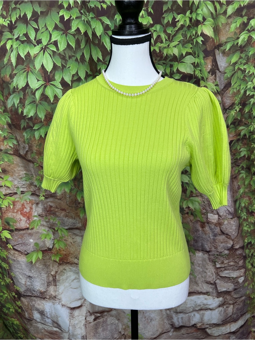 TED BAKER Chartreuse Green Rib Knit Fitted Puffy Sleeve Crewneck Sweater, 0/XS - Picture 3 of 13
